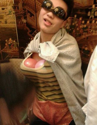 为什么放弃治疗？人物gif搞笑图片