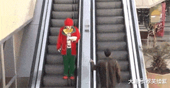 遇到这种事，那你只能认栽社会gif搞笑图片