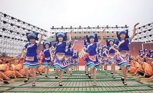 壮族三月三歌圩暨骆越文化旅游节图社会gif搞笑图片