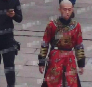 张一山韦小宝造型图片社会gif搞笑图片