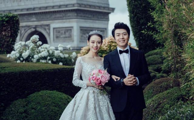 郎朗结婚的婚纱照片社会gif搞笑图片