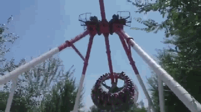 游乐场刺激项目大摆锤发生事故GIF动图社会gif搞笑图片