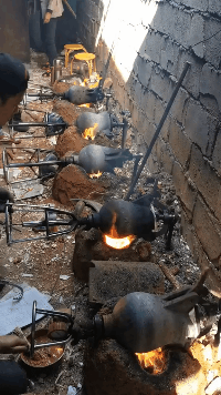 老板说今天谁蹦的响就给谁加一千块钱社会gif搞笑图片