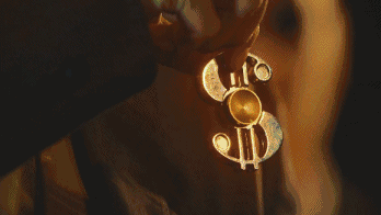 社会人从来不用打火机社会gif搞笑图片