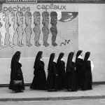 错位摄影鼻祖，法式幽默摄影大师：René Maltête社会gif搞笑图片