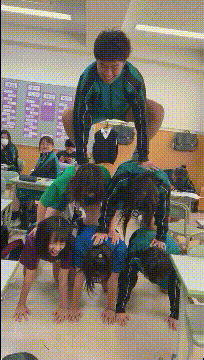 男人的巅峰时刻社会gif搞笑图片