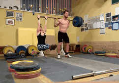 情侣原来可以这样健身，好有爱啊体育gif搞笑图片