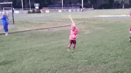 棒球天才横空出世体育gif搞笑图片