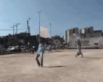 看了半天才反应过来，厉害了体育gif搞笑图片