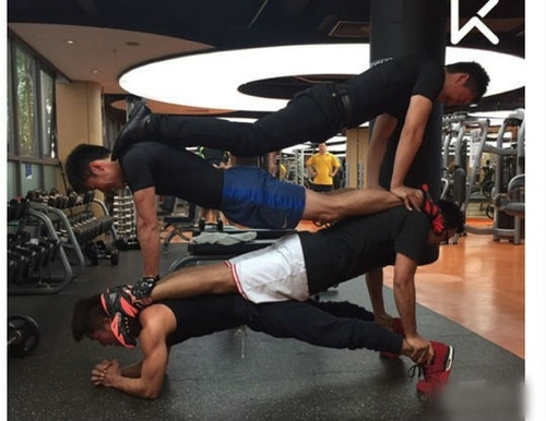 你们玩过这个么体育gif搞笑图片