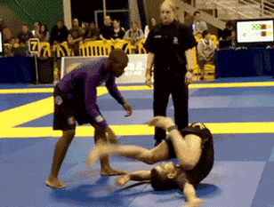 小心我要放大招了体育gif搞笑图片