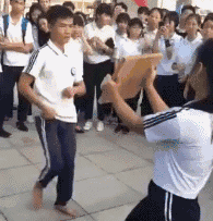 小伙子，失败了吧？体育gif搞笑图片