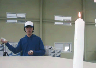 看偶百发百中的飞牌绝技体育gif搞笑图片