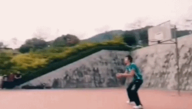 永远不要和打排球的人打篮球体育gif搞笑图片