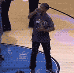 接到电话叫来个扣篮体育gif搞笑图片