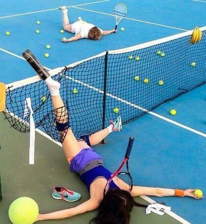 妹子你们是在打球还是打人啊？体育gif搞笑图片