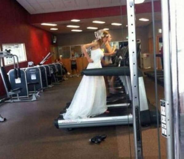 看看还能不能再瘦点体育gif搞笑图片