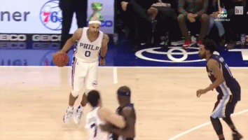 误伤友军体育gif搞笑图片