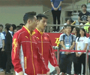 传说中的人拍合一体育gif搞笑图片