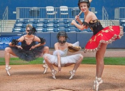 这是芭蕾棒球吗？体育gif搞笑图片