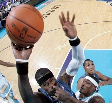 球场上的神级抓拍体育gif搞笑图片