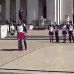 技术动作不是那么简单的体育gif搞笑图片