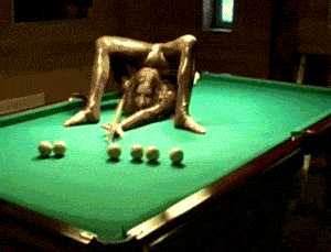 软妹子，这样打球是犯规的体育gif搞笑图片