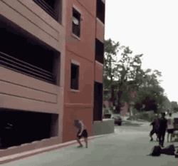 这弹跳力，是真的吗？体育gif搞笑图片