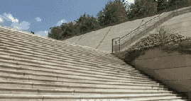 炫酷的滑板技能，我听到了由心发出的撕裂声音体育gif搞笑图片