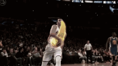 青春正当时,热血三人篮球赛!体育gif搞笑图片