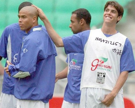 怒摸光头体育gif搞笑图片