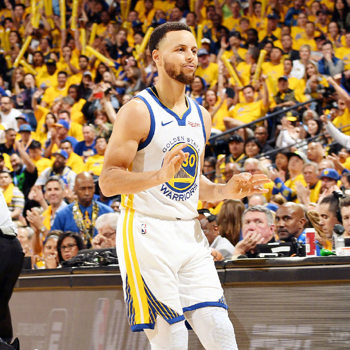 库里成为NBA三分球命中数最多的球员体育gif搞笑图片