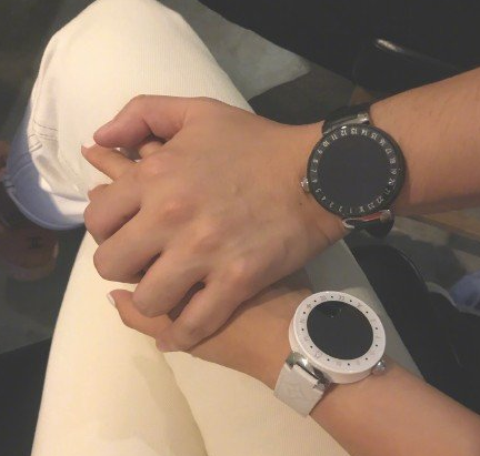 何雯娜恋情牵手图片体育gif搞笑图片