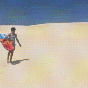 脸在沙滩上摩擦体育gif搞笑图片