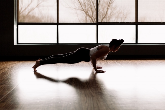 平板支撑姿势图片体育gif搞笑图片