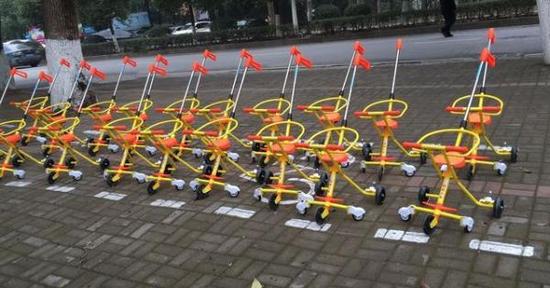 武汉景点共享童车综合gif搞笑图片