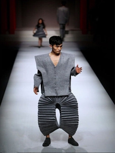 艺术家的世界，我们是真心不懂综合gif搞笑图片