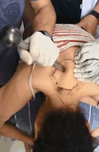 这是在干嘛？感觉有点怕怕的综合gif搞笑图片