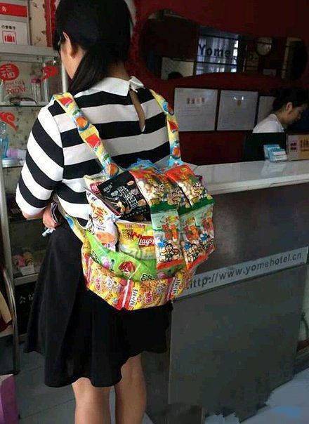 吃货的书包，给跪了综合gif搞笑图片