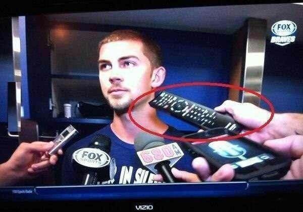 现在的记者设备越来越先进了综合gif搞笑图片