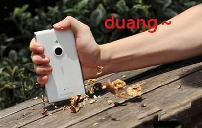 问题来了，什么样的人能三年不换手机？综合gif搞笑图片