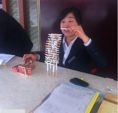 到底是有多无聊，才能这样？！综合gif搞笑图片