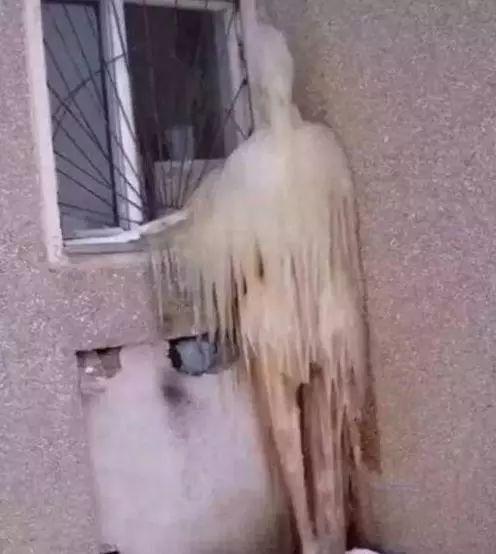 天太冷，把鬼都冻住了综合gif搞笑图片