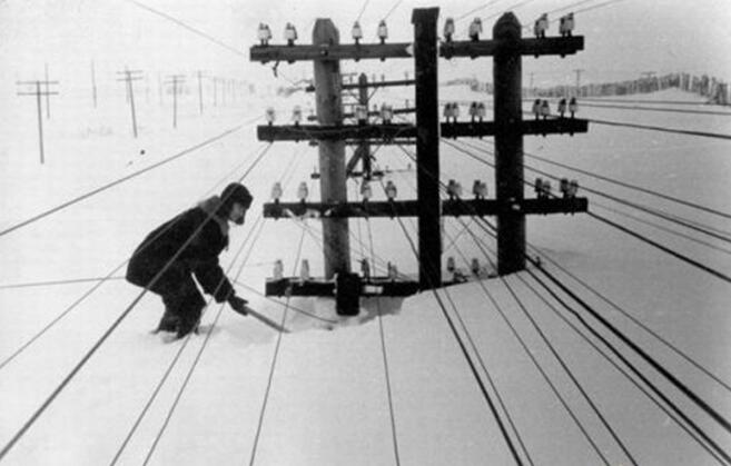 雪灾太可怕了综合gif搞笑图片