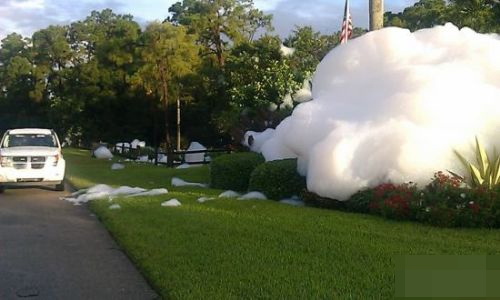 超强的消防泡沫综合gif搞笑图片