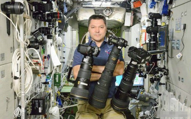 单反穷三代……综合gif搞笑图片