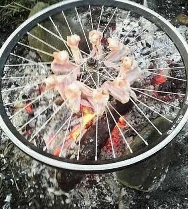骑行时的鸡翅可以这样烤综合gif搞笑图片