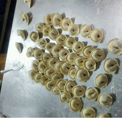 看别人包的是元宝，自己包出来是堆菊花综合gif搞笑图片