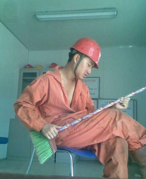 扫帚的功能综合gif搞笑图片