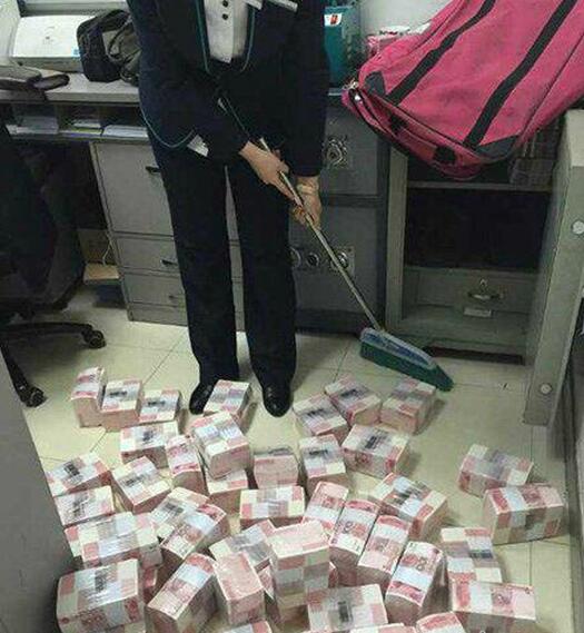 我最喜欢在这样的房间里打扫卫生了综合gif搞笑图片